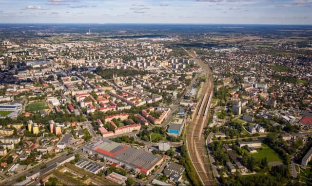Ile jest mieszkańców w Radomiu? Zaskakujące dane o populacji miasta Ile jest mieszkańców w Radomiu? Zaskakujące dane o populacji miasta
