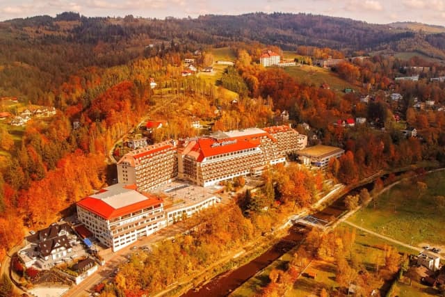 Kiedy powstał hotel Gołębiewski w Wiśle? Odkryj jego historię Kiedy powstał hotel Gołębiewski w Wiśle? Odkryj jego historię