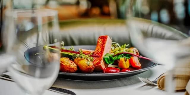 Mikołajki gdzie zjeść: najlepsze restauracje na każdą kieszeń Mikołajki gdzie zjeść: najlepsze restauracje na każdą kieszeń