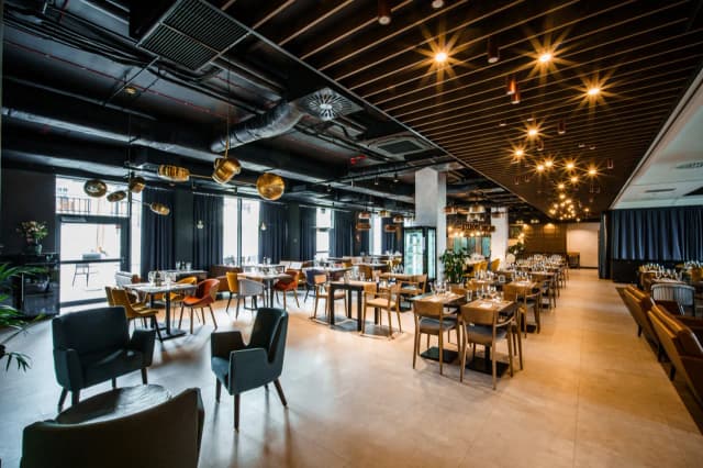Gdzie zjeść w Szklarskiej Porębie? Odkryj najlepsze restauracje i smaki Gdzie zjeść w Szklarskiej Porębie? Odkryj najlepsze restauracje i smaki