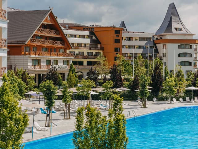 Ile kosztuje doba w hotelu Gołębiewski w Karpaczu? Ceny i porady Ile kosztuje doba w hotelu Gołębiewski w Karpaczu? Ceny i porady