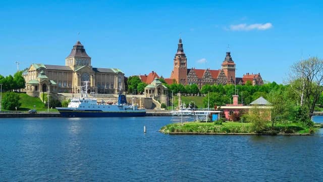 Co to jest Szczecin? Odkryj jego fascynującą historię i atrakcje Co to jest Szczecin? Odkryj jego fascynującą historię i atrakcje
