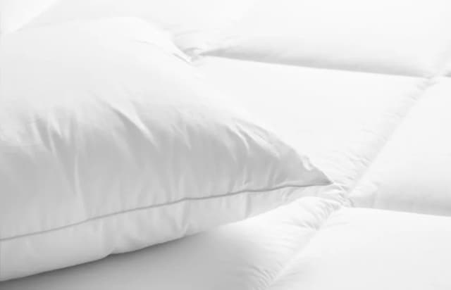 Jakie poduszki są w hotelach i dlaczego mają znaczenie dla komfortu? Jakie poduszki są w hotelach i dlaczego mają znaczenie dla komfortu?