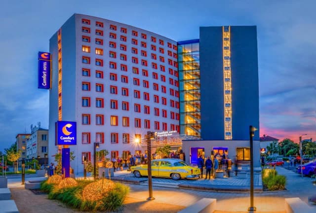 Hotele w Pradze, gdzie mówią po polsku – komfortowe noclegi dla Polaków Hotele w Pradze, gdzie mówią po polsku – komfortowe noclegi dla Polaków