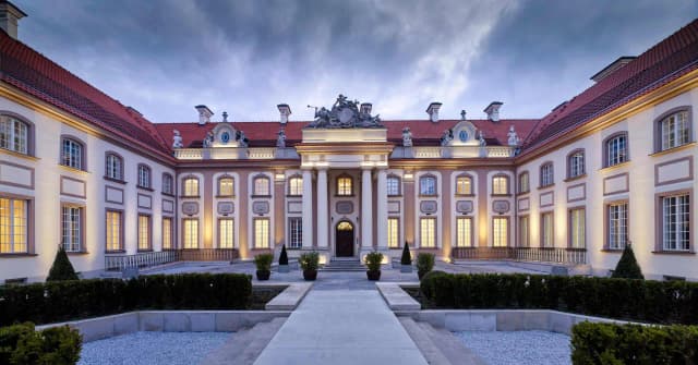 Czym się różni hotel 4-gwiazdkowy od 5 i co tracisz wybierając gorszy? Czym się różni hotel 4-gwiazdkowy od 5 i co tracisz wybierając gorszy?